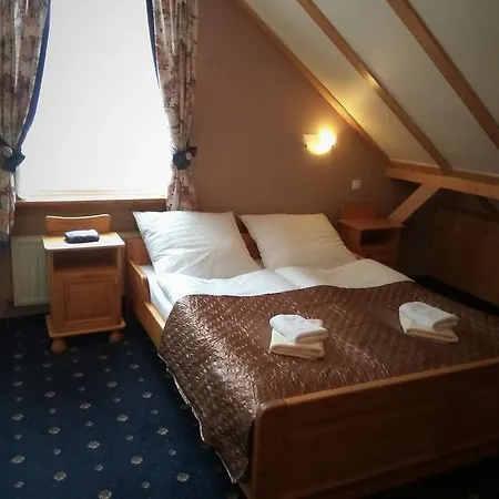 Oro Cavallo 3* קרפאז'